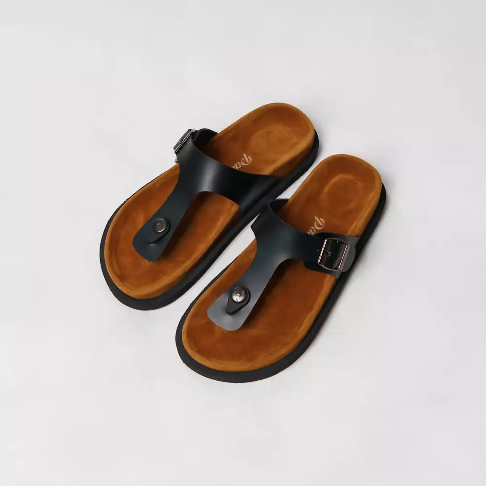 Hitam Coklat