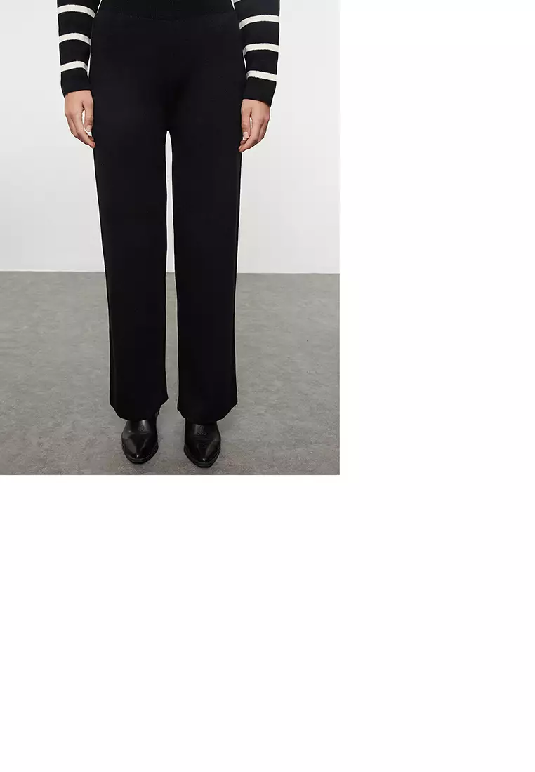 Black Striped Knitted Trousers Bottom-Top Set Twoaw24Au00045