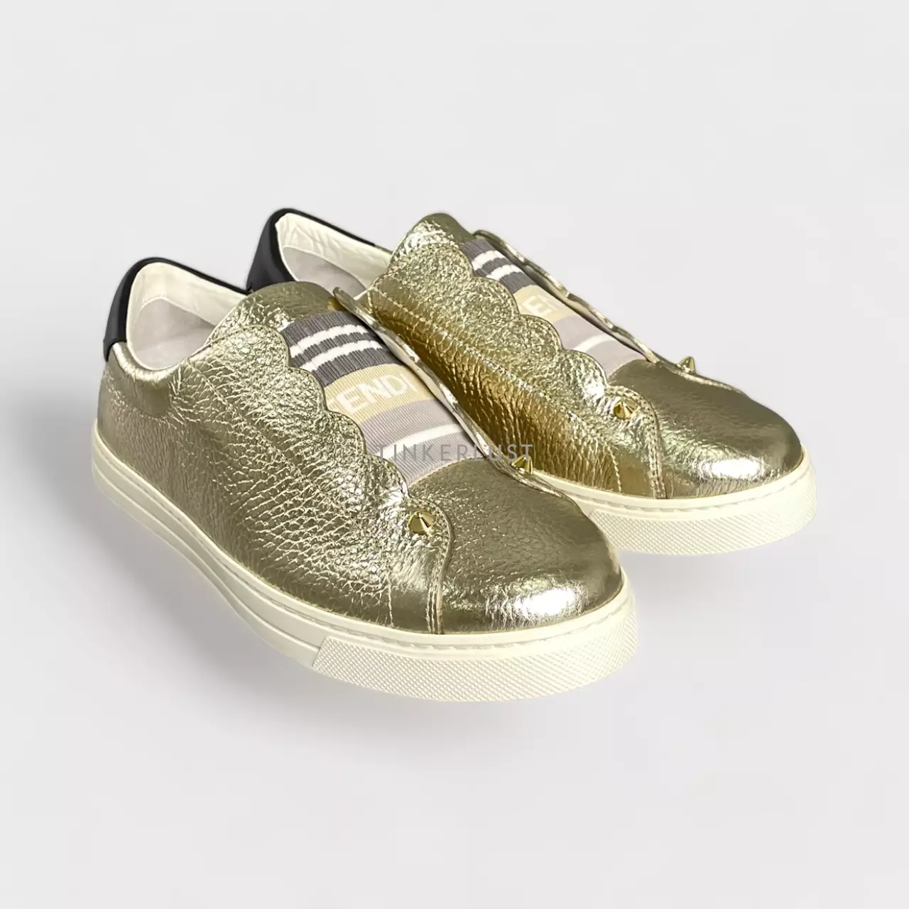 Fendi scalloped hot sale skate sneakers
