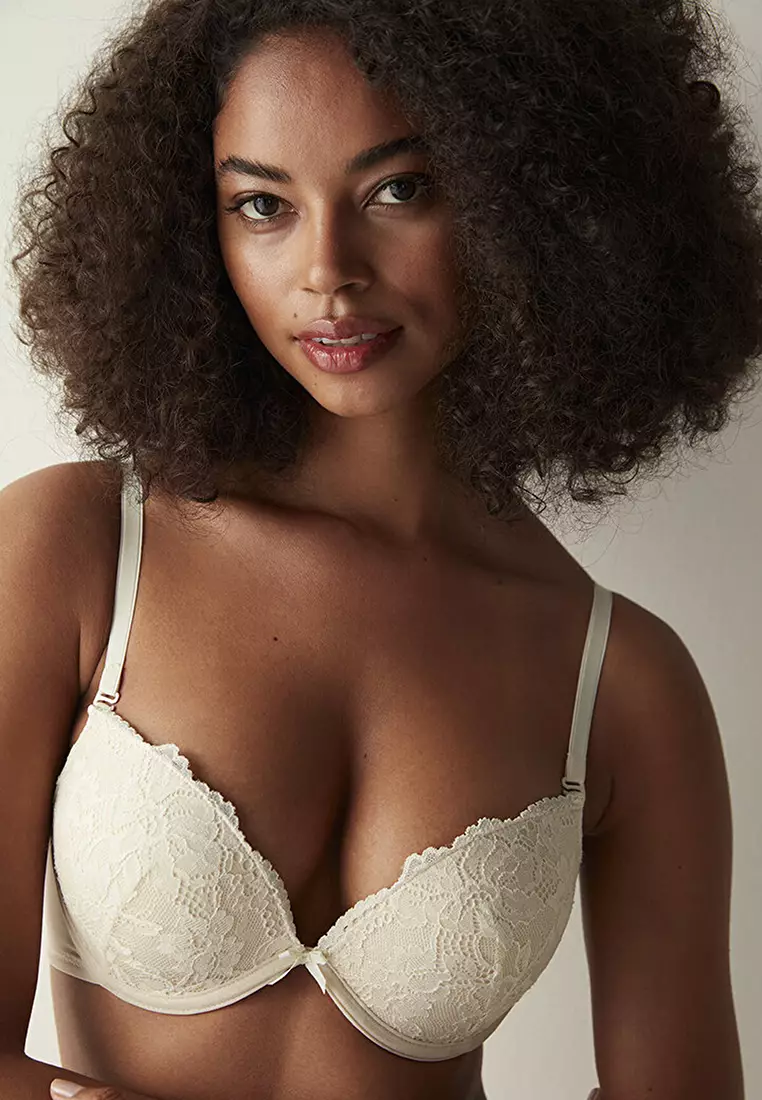Buy Clovia Beige Solid Lace Push-up Bra Online at Best Prices in