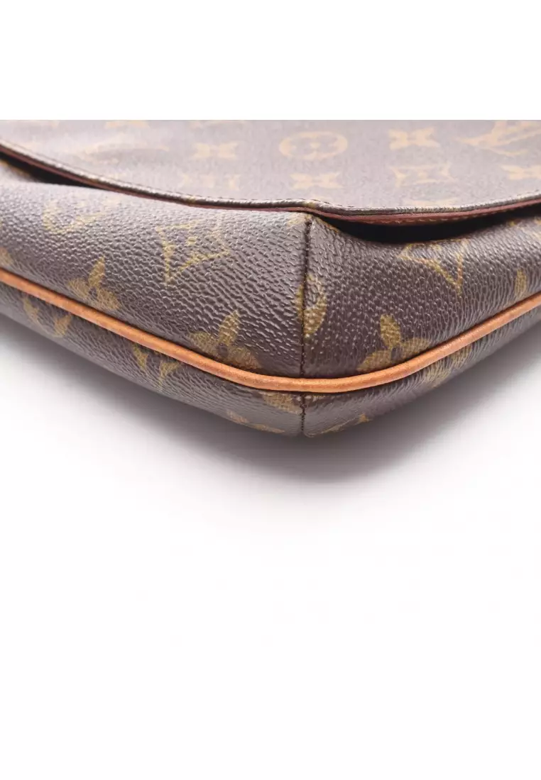 Pre-Loved Louis Vuitton musette tango short strap monogram Shoulder bag PVC leather Brown