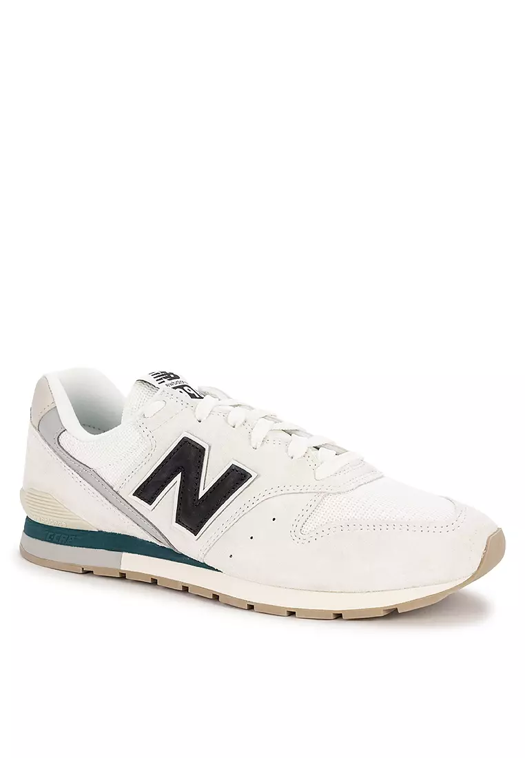 996