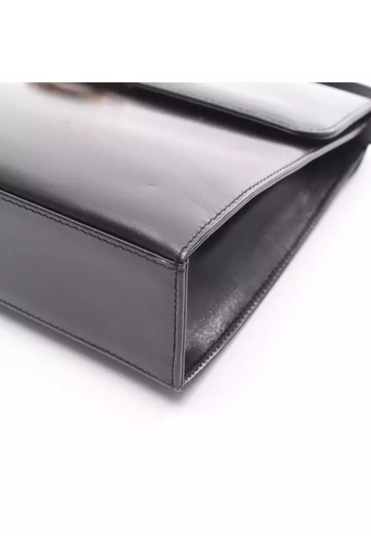 Pre-Loved Salvatore Ferragamo Gancini Shoulder bag leather black