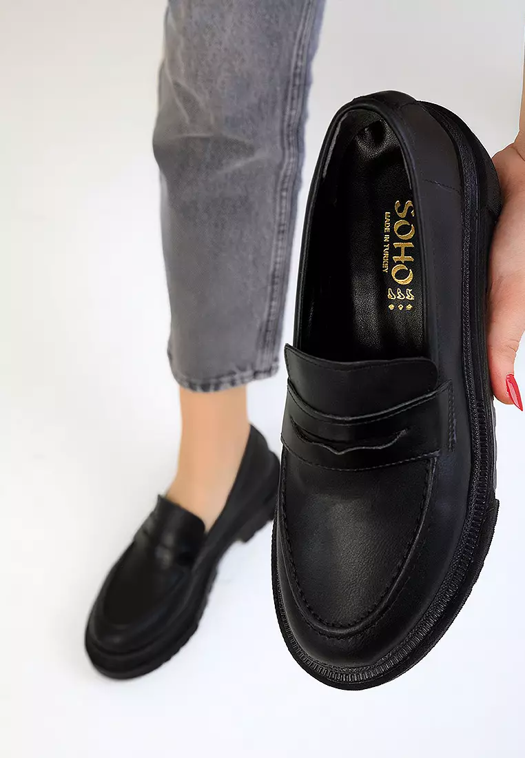 Round Toe Loafers