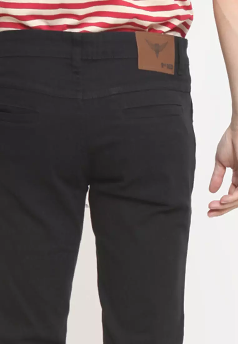 Long Pants Chino Slim Fit Hitam 115524