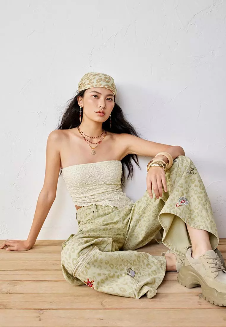 Buy URBAN REVIVO Lace Bandana Handkerchief Tube Top 2026 Online