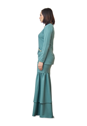 Buy Farraly Isabell Kurung from FARRALY in Green at Zalora