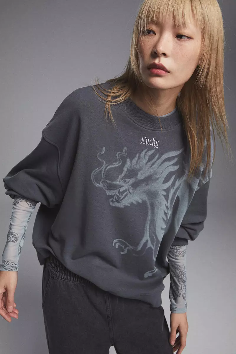Oversized motif-detail sweatshirt