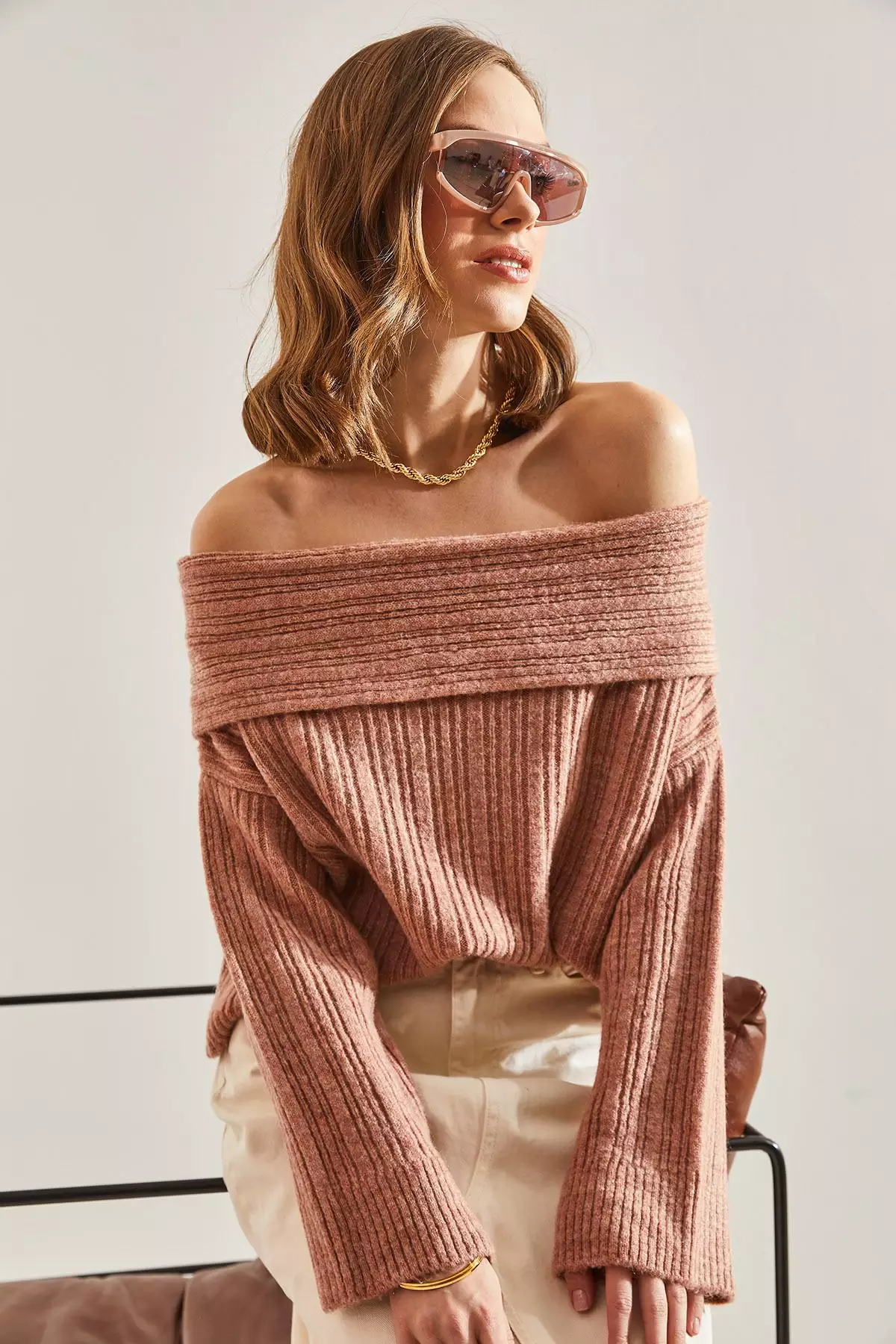 Women's Ruffle Collar Sweater