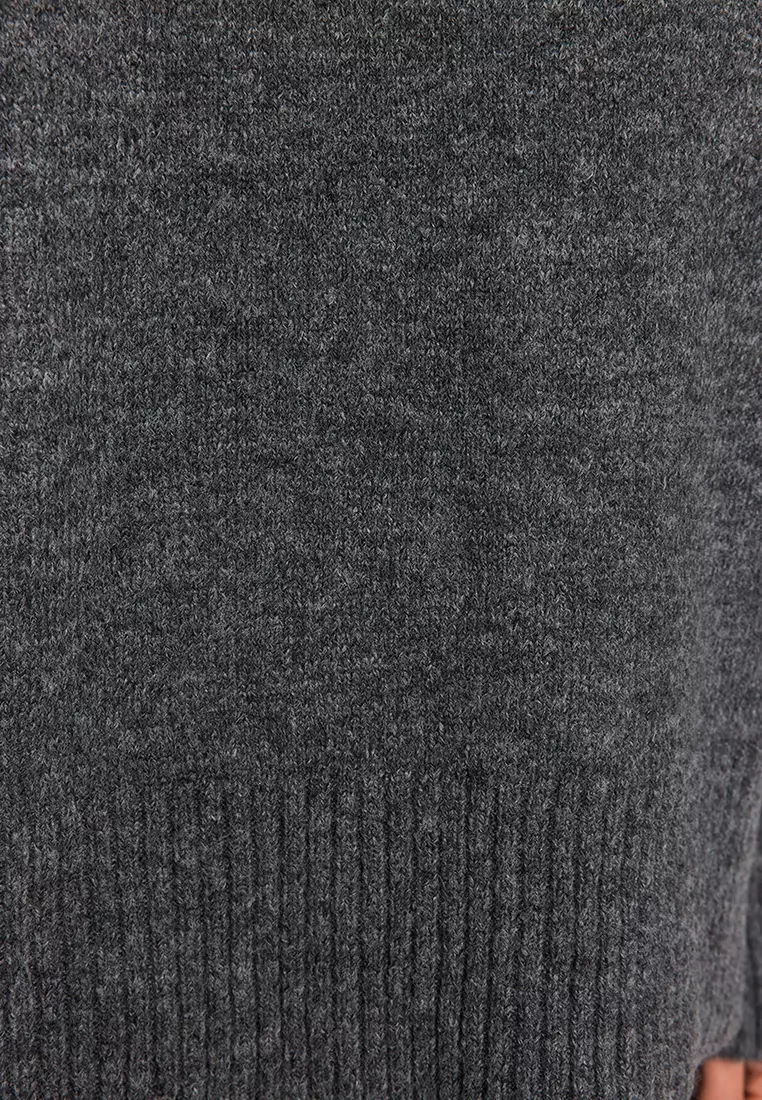 Turtle Knitwear Sweater