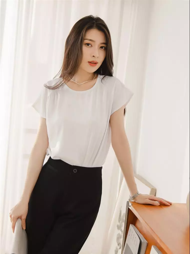 anuke Soft Offshoulder Tops チャコール 新品未使用♡ anukeのおすすめ人気商品一覧 通販 - Yahoo!ショッピング