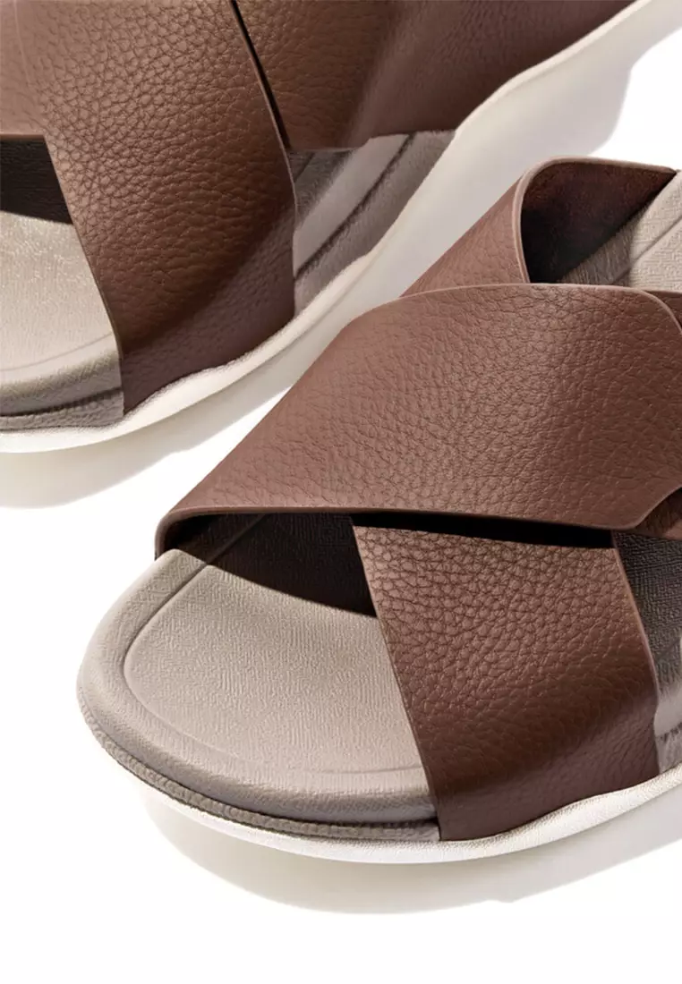Surfer Mens Buckle Tumbled-leather Cross Slides