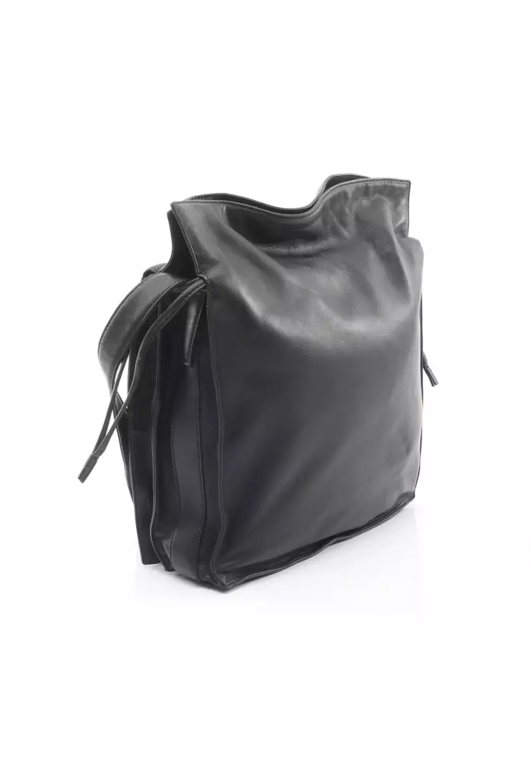 Pre-Loved LOEWE flamenco Shoulder bag leather black purse