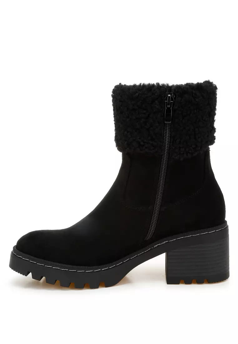 Faux Fur & Embroidery Detail Boots in Black