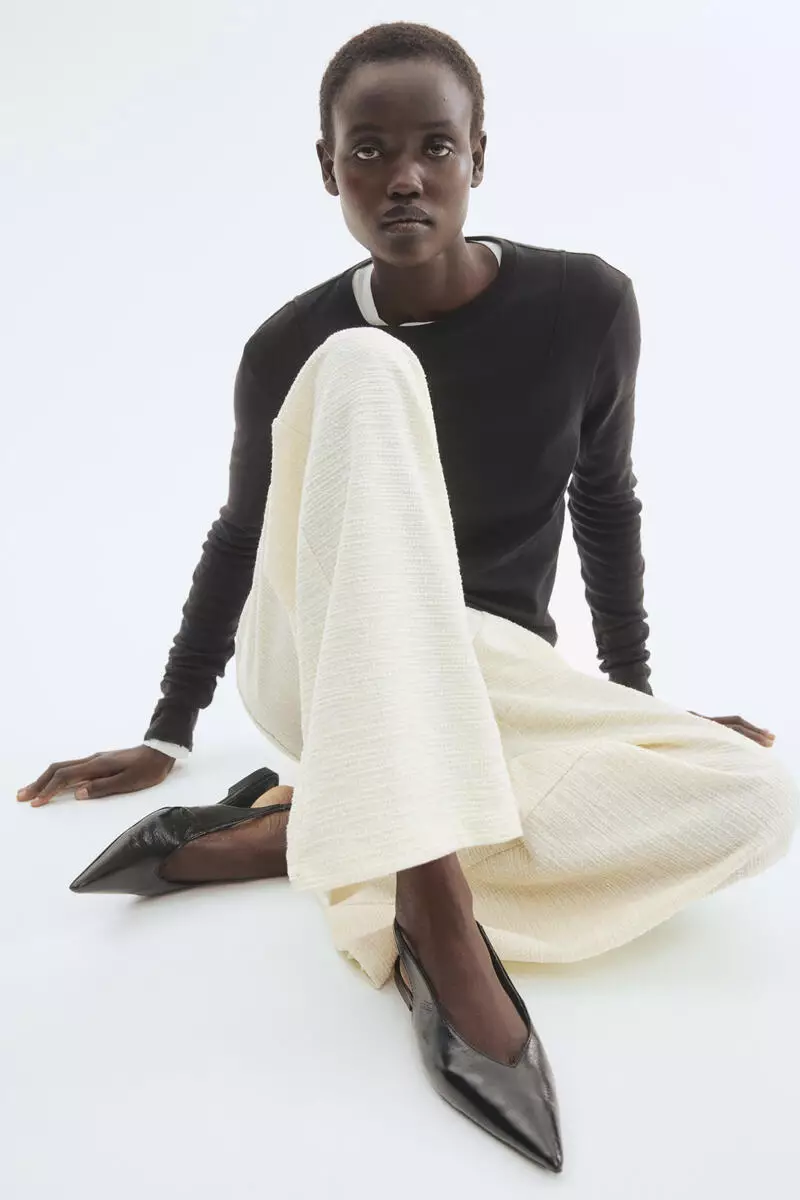 Wide bouclé trousers