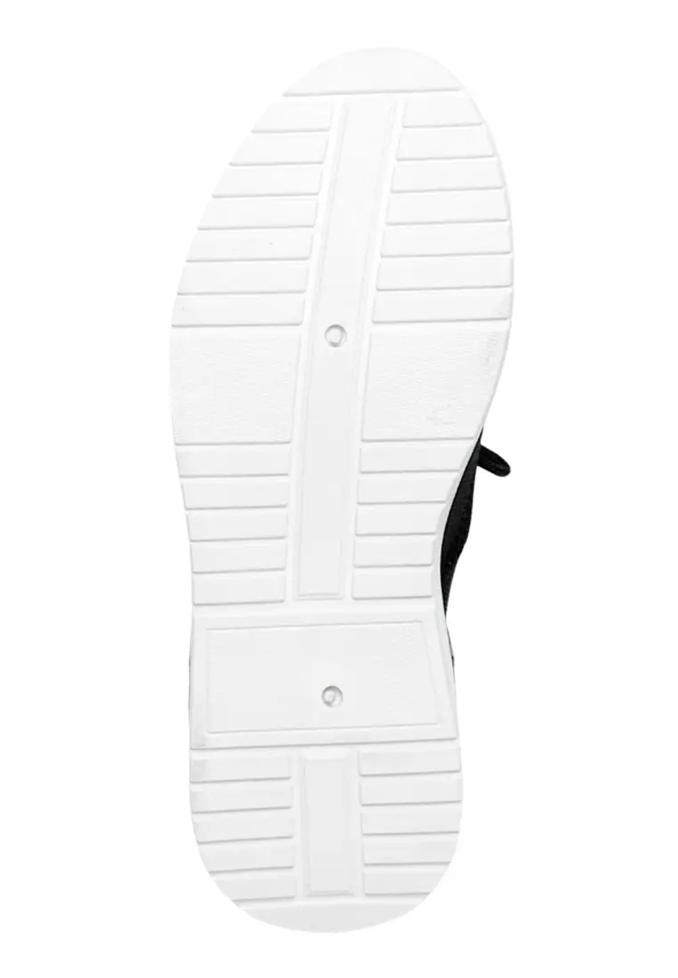 LIMITED STOCK Dr. Kevin Sepatu Sport Pria Men Sneakers Sekolah Flyknit Tali 889-068