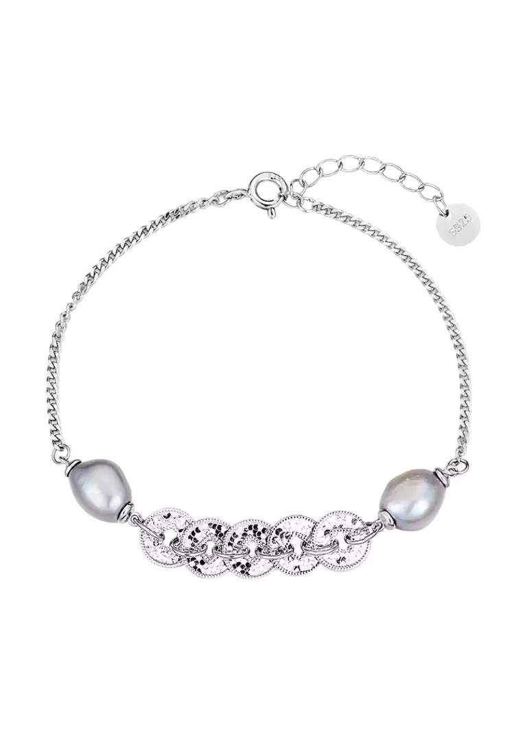 Buy Lara Elegant Pearl Lockbone Chain 2025 Online | ZALORA Philippines