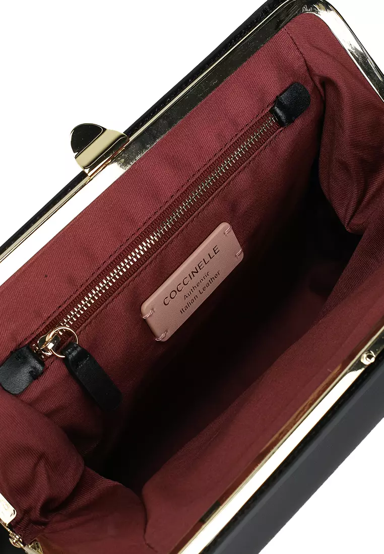 Liv Shoulder Bag