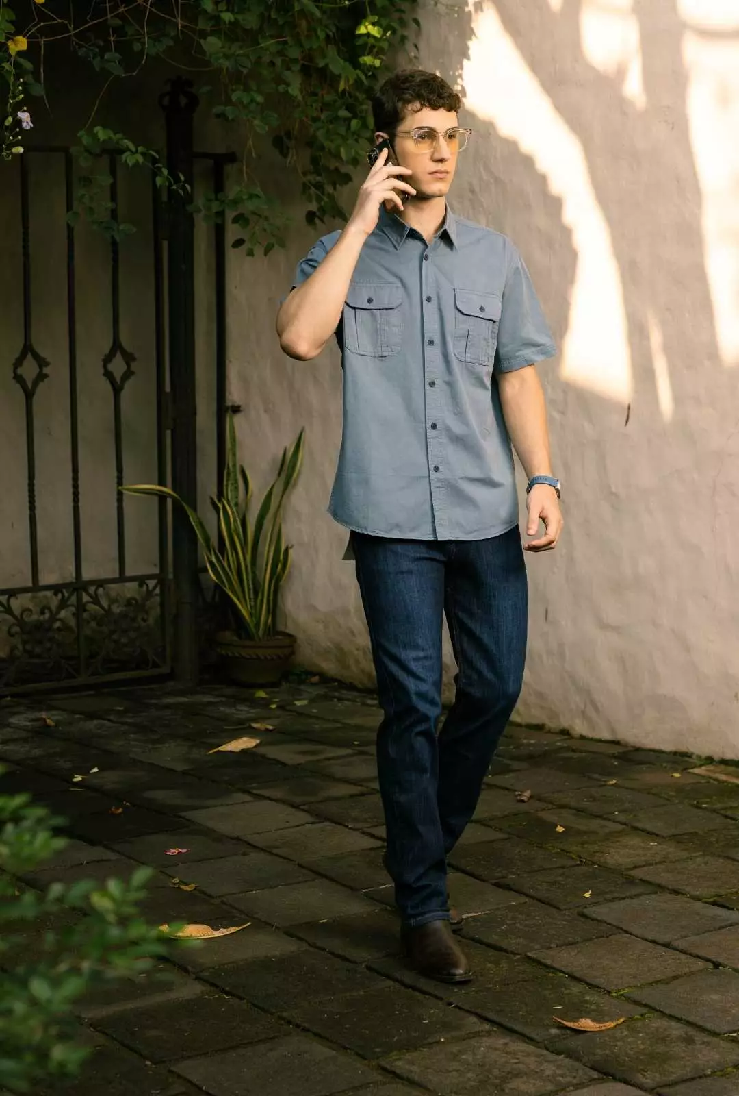 POLICE Kemeja Polos Cotton Kantong Dua Regular Fit Pria