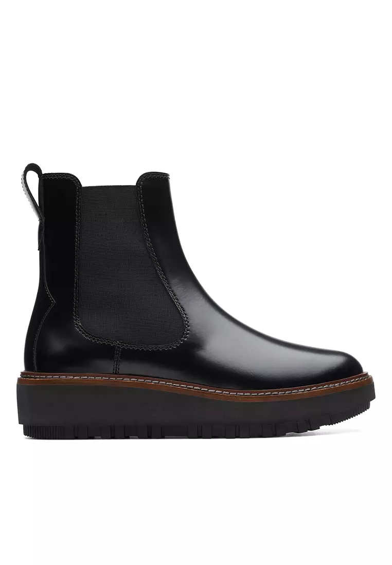 Discount on Clarks  shoes - SKU: Oriannaw Up Boots Black