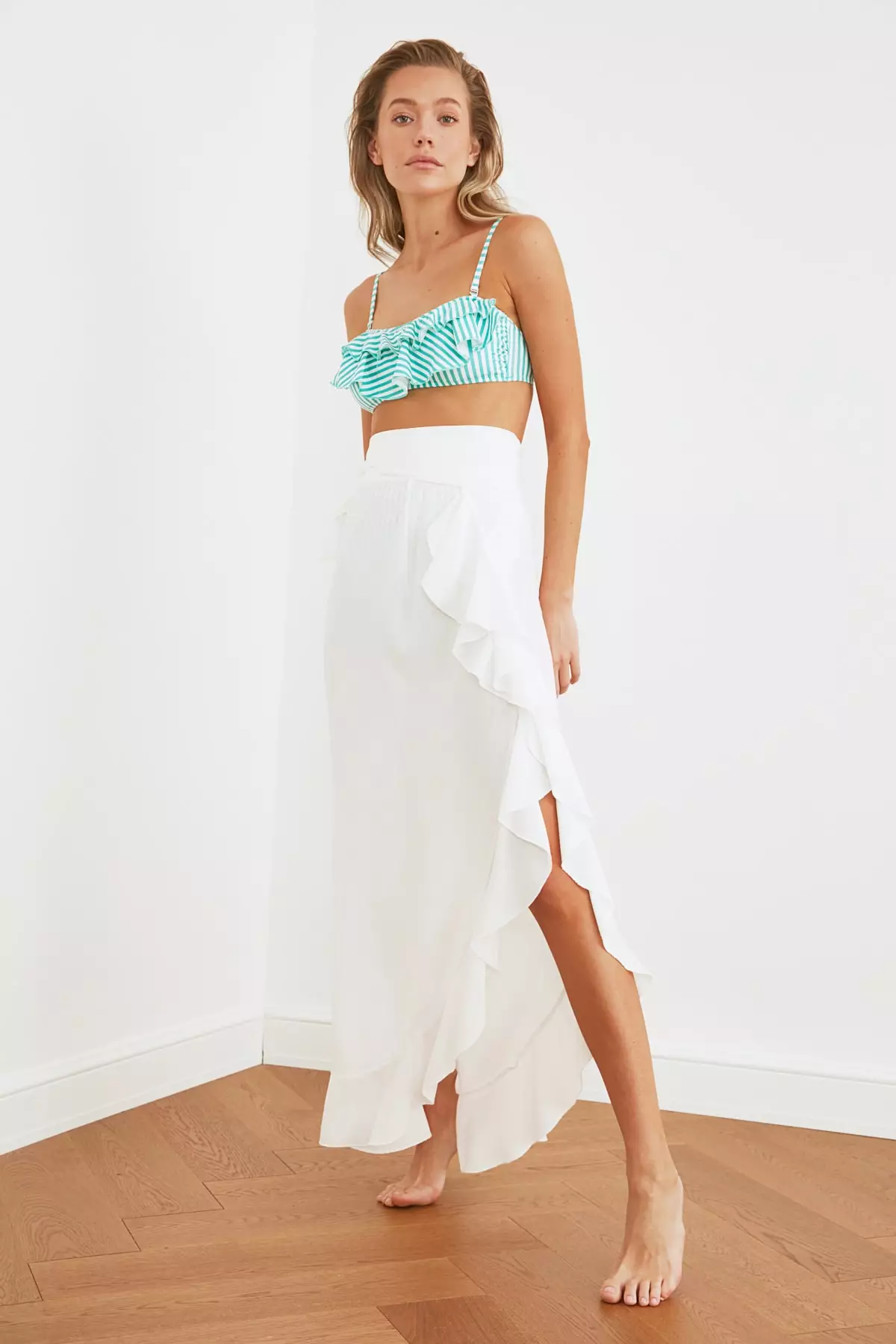 Ruffle with Tie Sarong