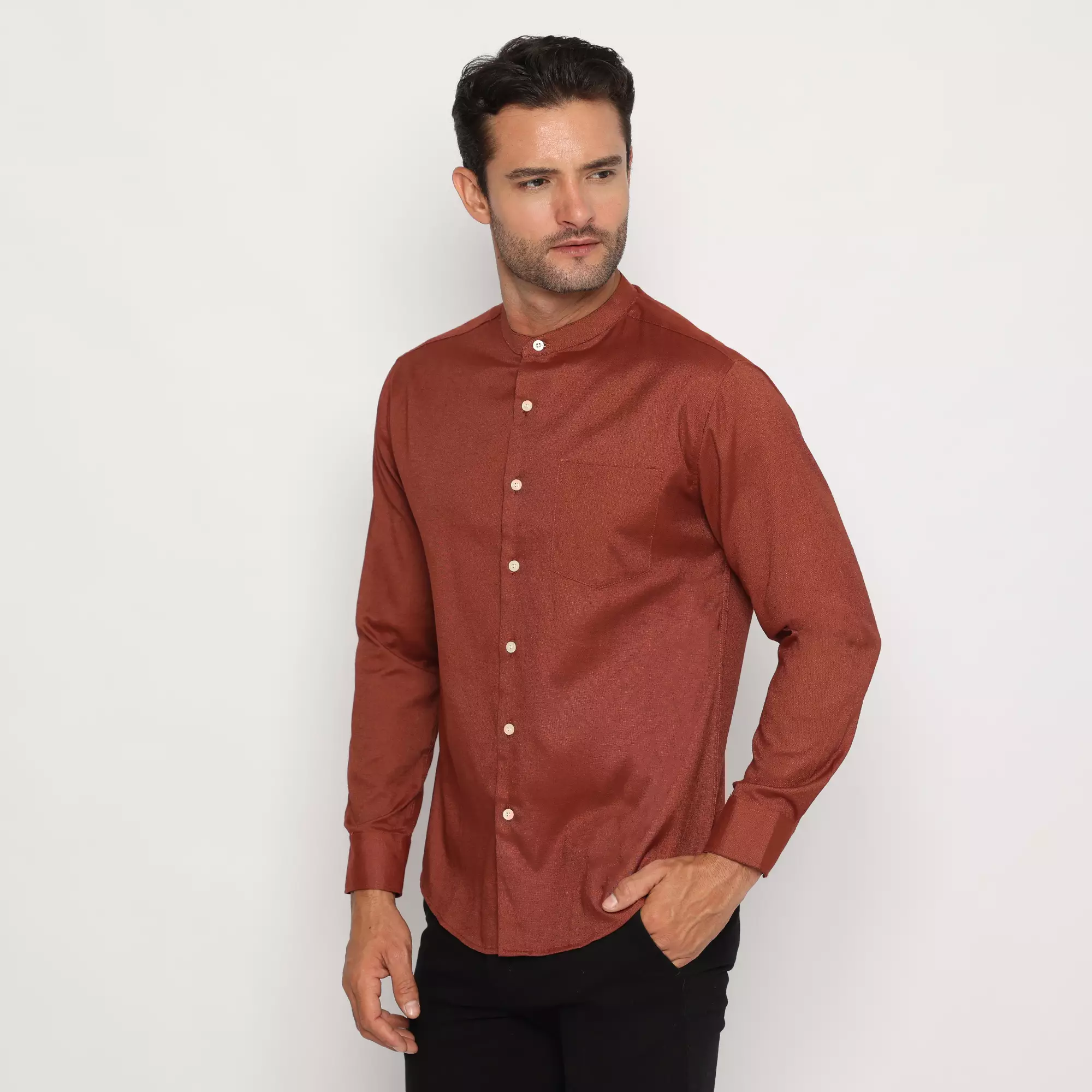 Platini Kemeja Pria Koko Shanghai Lengan Panjang Katun Oxford Merah Bata 22030