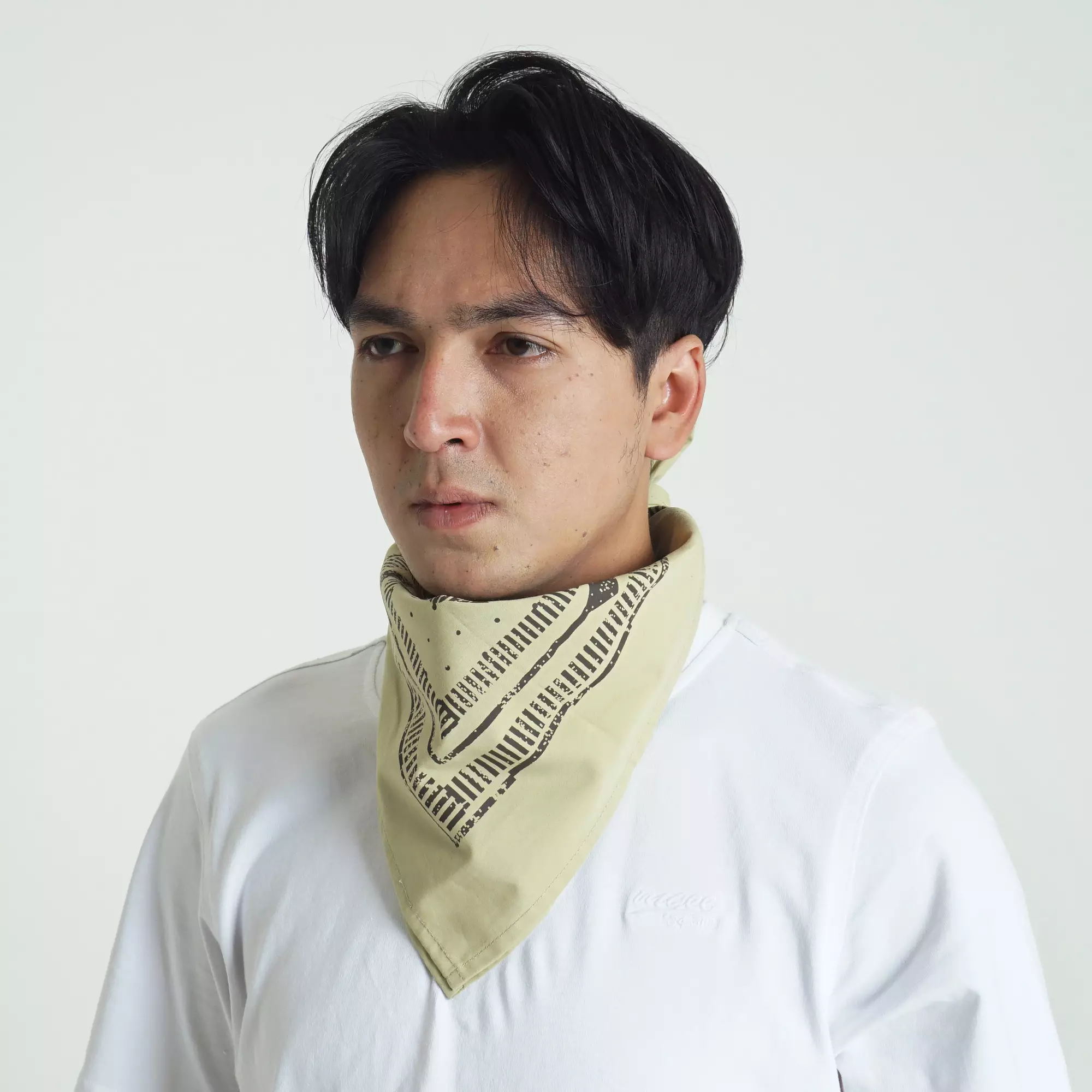 Jual Mgee Mgee Scarf Original 2025 Zalora Indonesia