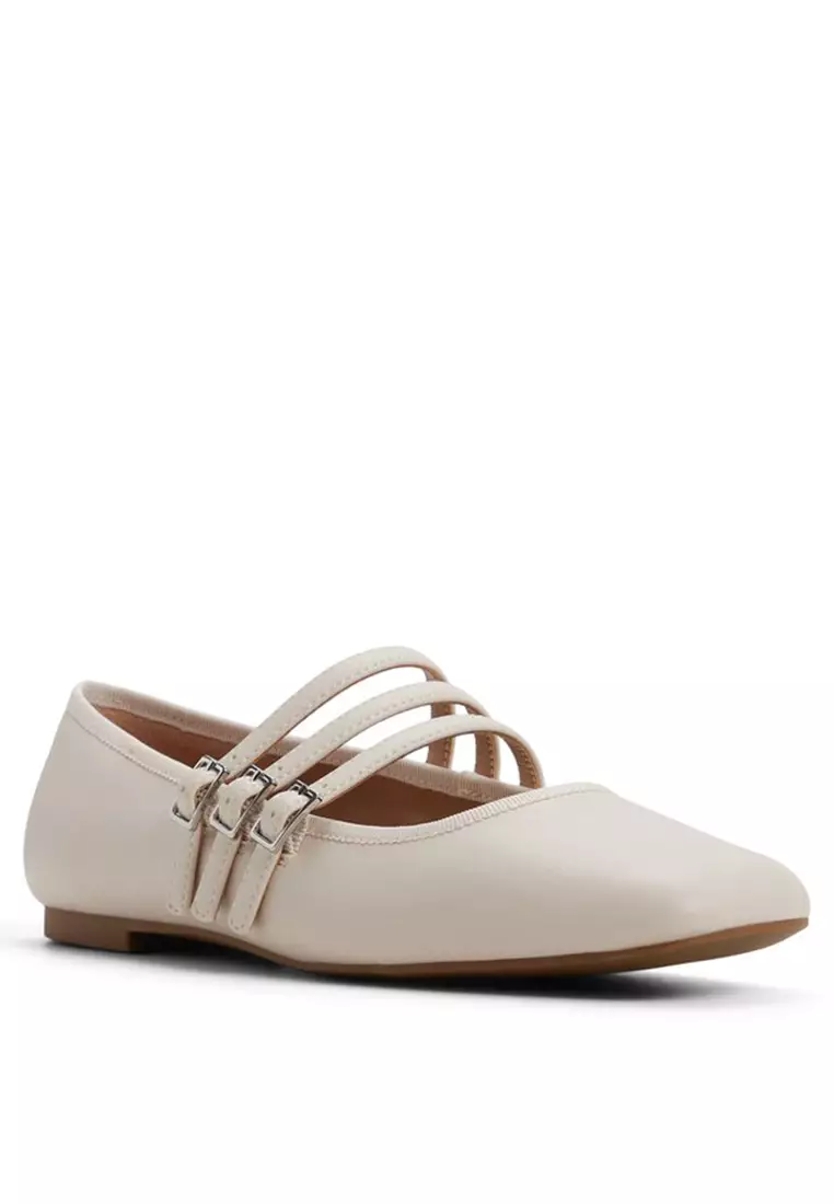 Kamelie Flats