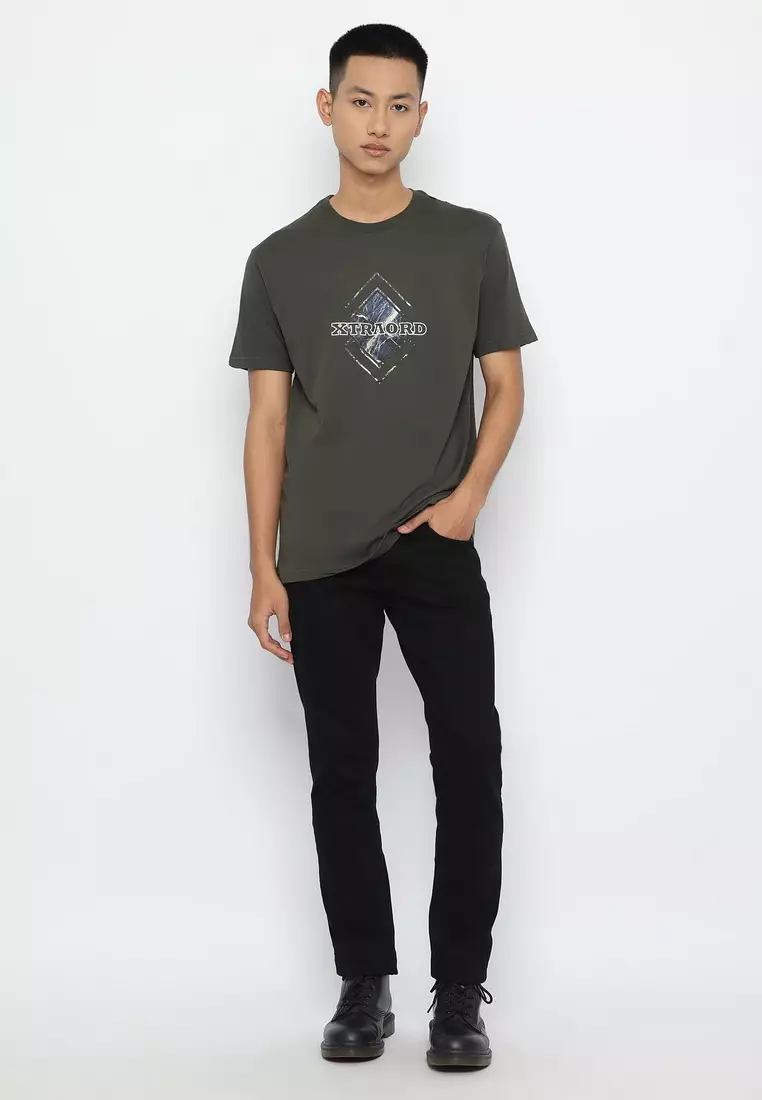 XTRAORDINARY (XO) T-Shirt Cotton Combed Sablon Discharge Pria 2073290191