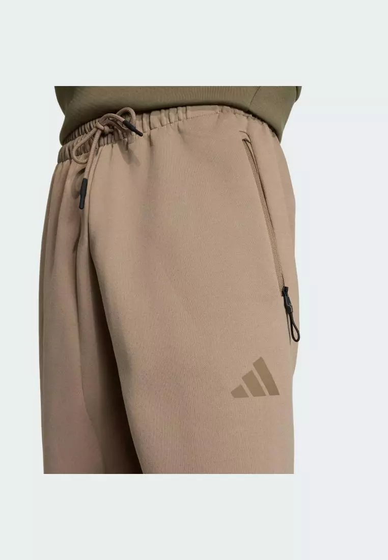Lifestyle Z.N.E. PANT Men Beige KF3809