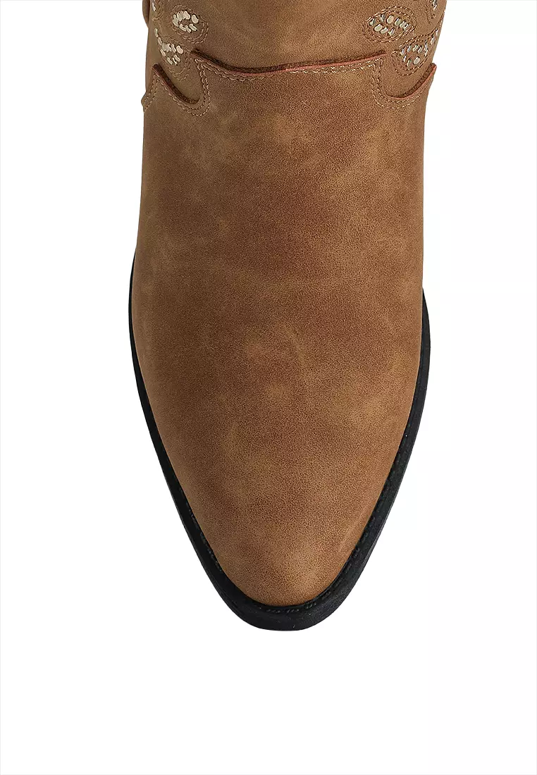 Sareena Boots