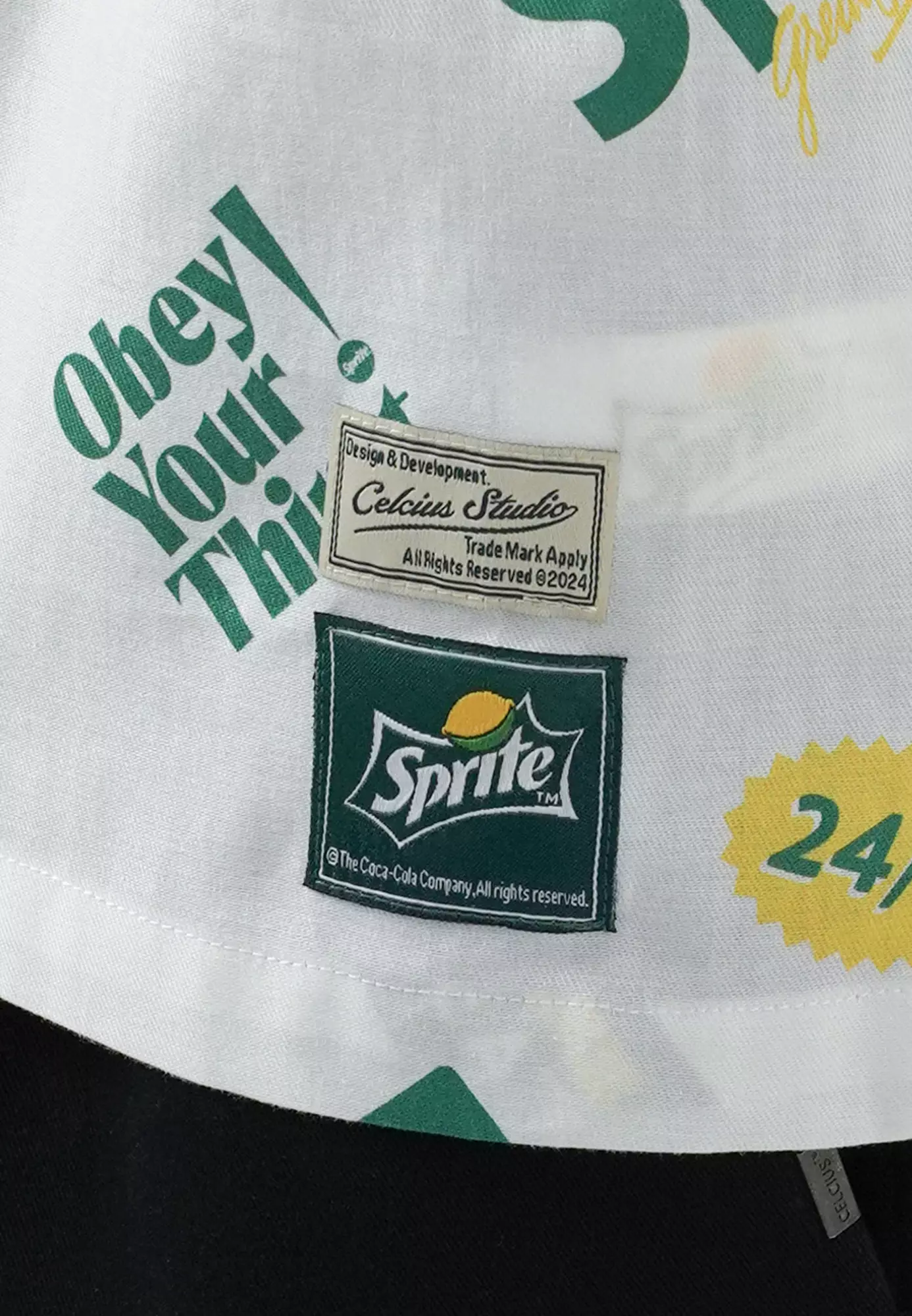 CELCIUS Sprite Kemeja Lengan Pendek L03000476C Putih