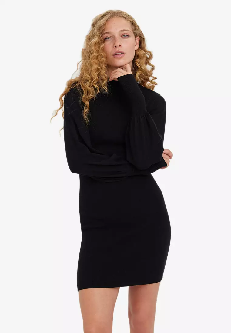 Holly flutter sale sleeve gown