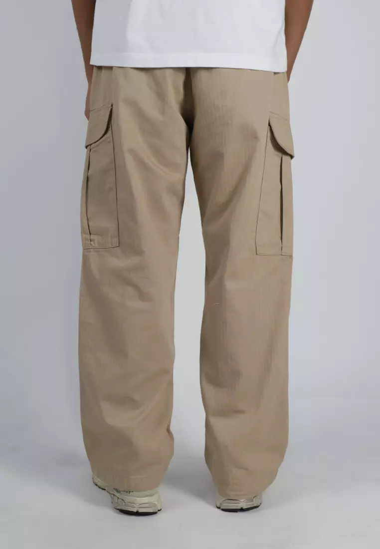 Used 1968 - Shoji Celana Cargo Pria Regular Fit Casual Cream