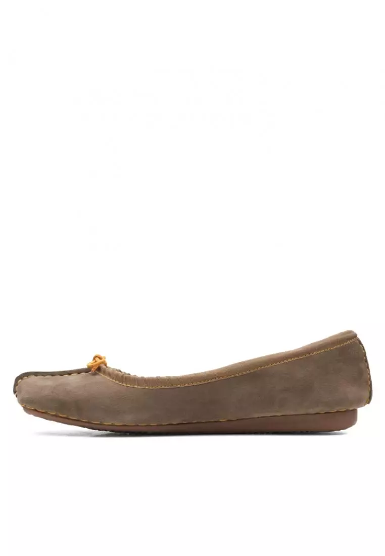 Buy Clarks CLARKS Freckle Ice Dark Olive Suede Women s Casual