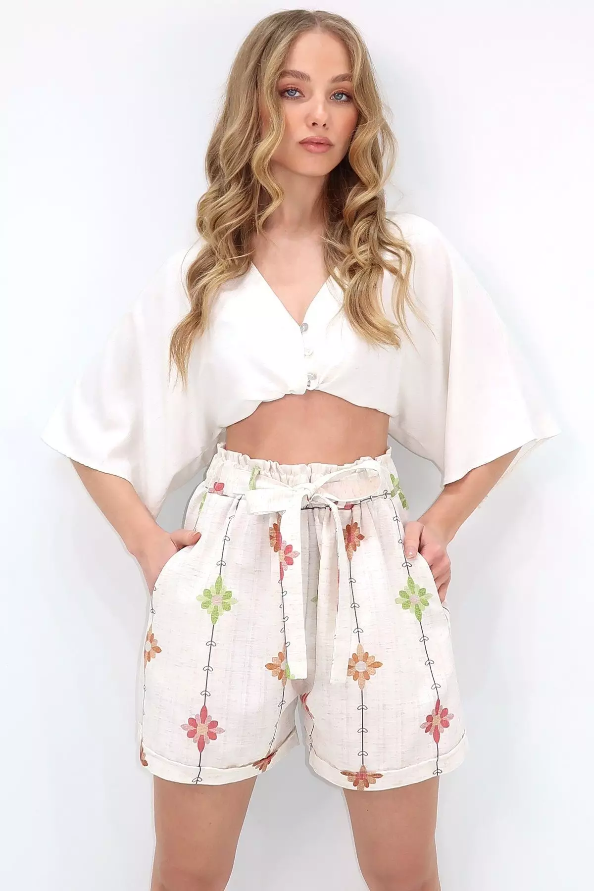 Women's Tile High Waist Double Pocket Floral Patterned Double Leg Linen Shorts