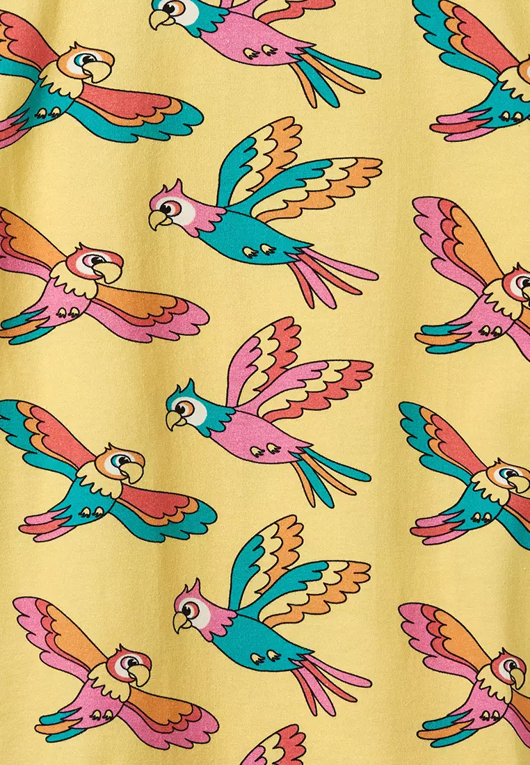 T-shirt with parrots