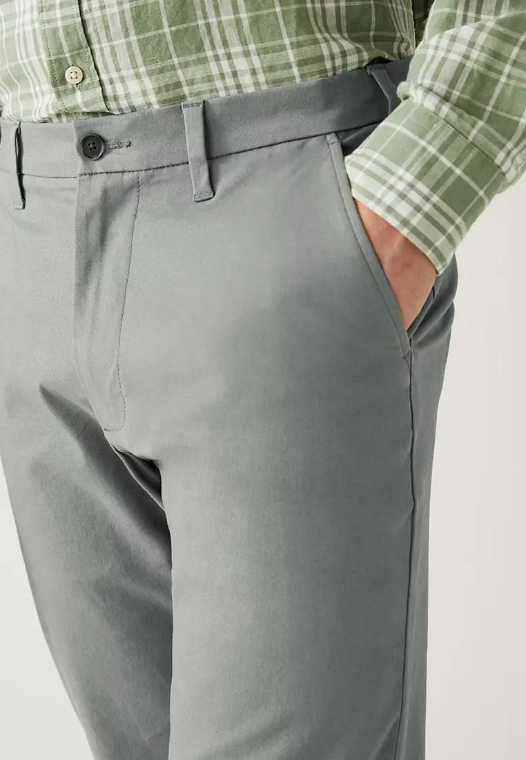 Slim Fit Stretch Chinos