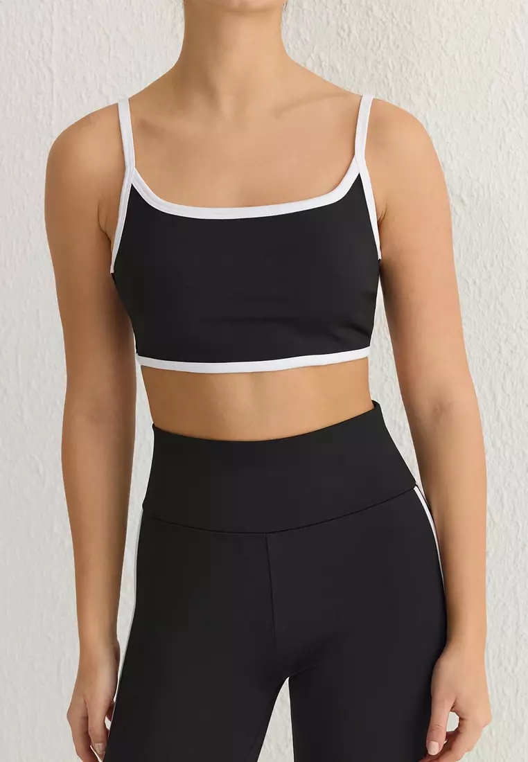 Piping Detail Sports Bra