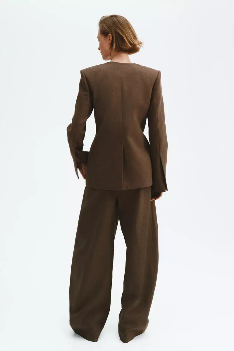 Tailored linen-blend blazer