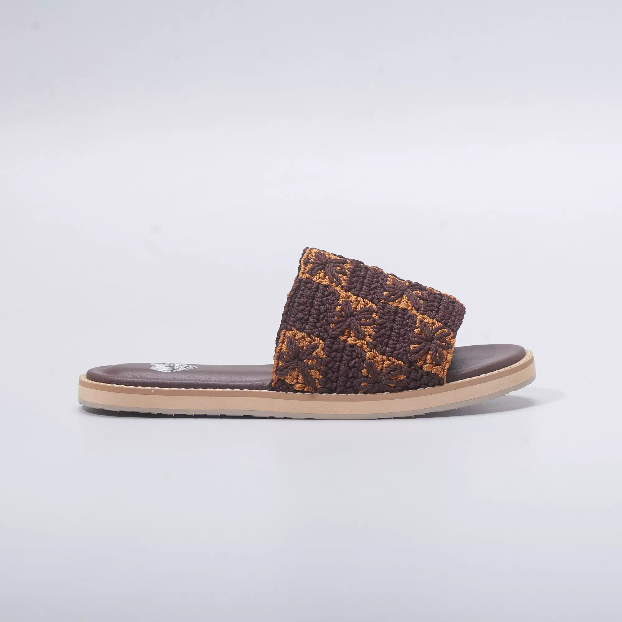 Amy Rajut Sandals Brown