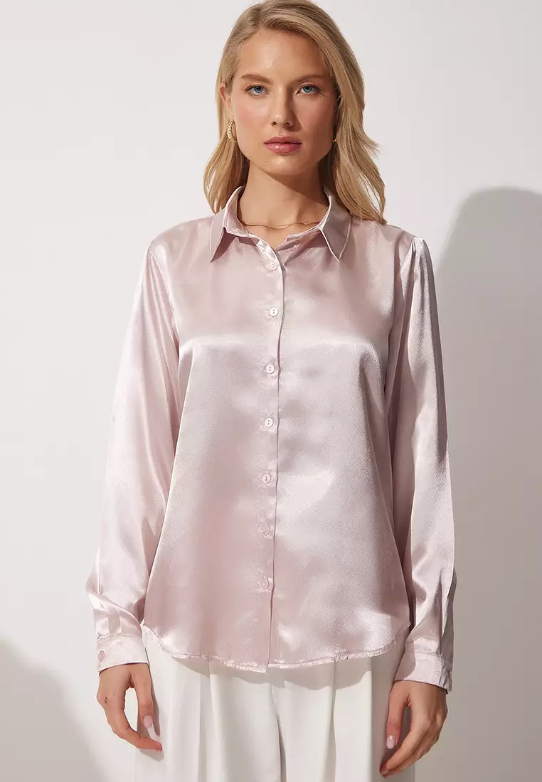 Lightly Draped Satin Surface Shirt