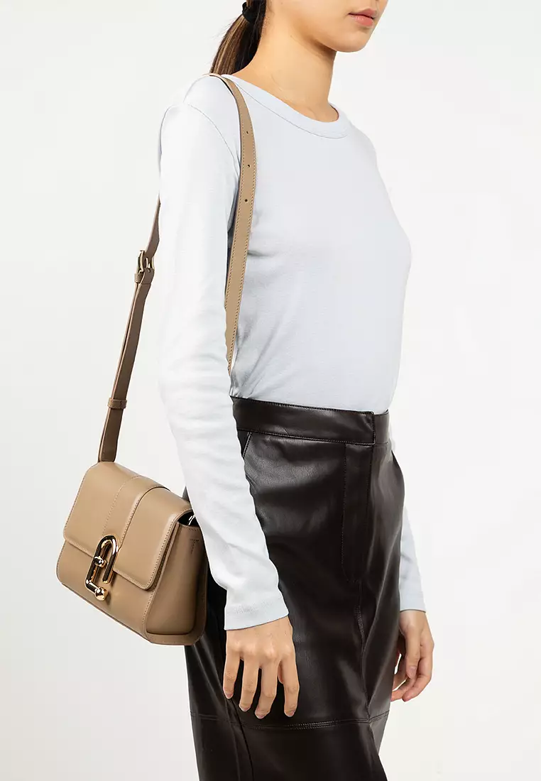 Urban S Crossbody Bag 22