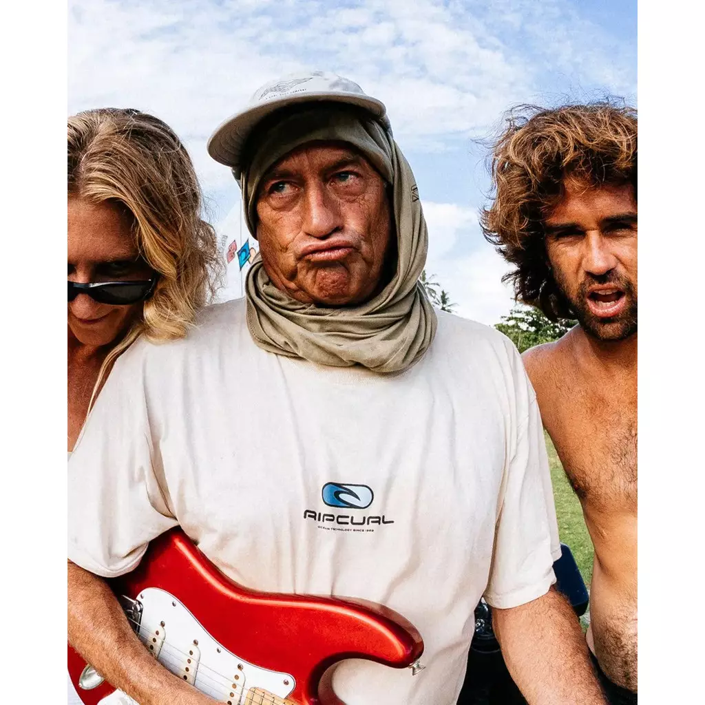 Rip Curl Pill Icon Tee - Vintage White