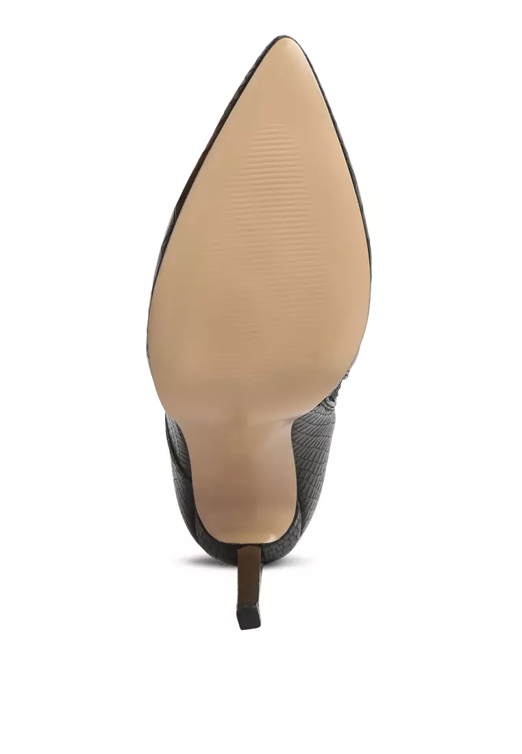 Sepatu Bot Bertekstur Croc di Atas Pergelangan Kaki dalam Warna Hitam