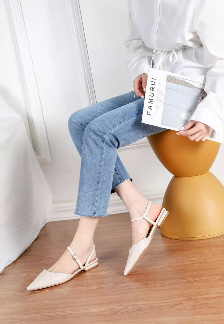 Low heel flat shoes deals