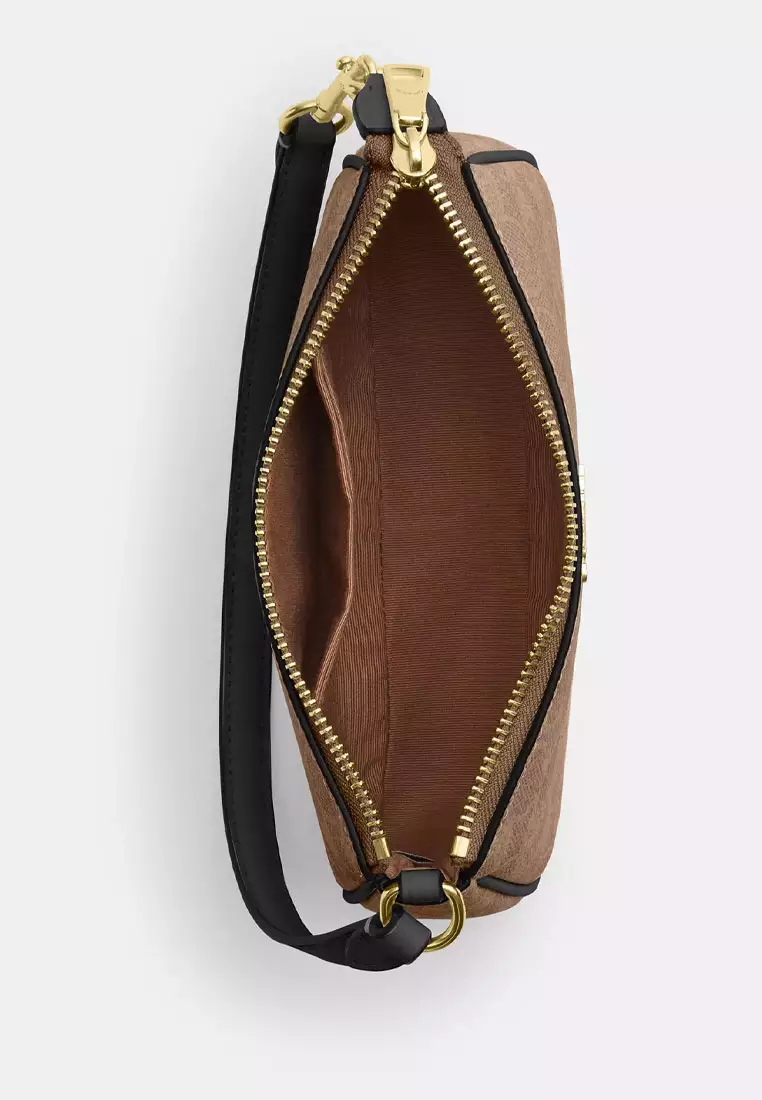 Nolita 19 In Signature Canvas