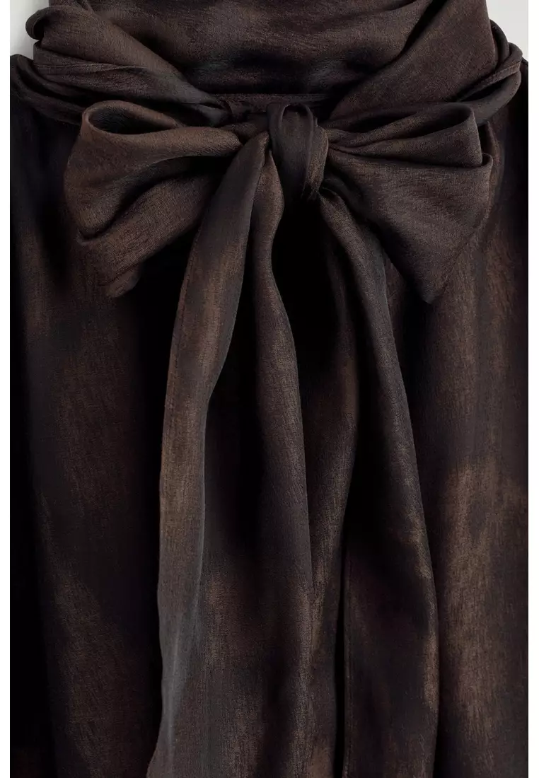 ANIMAL-JACQUARD SCARF-DETAIL BLOUSE