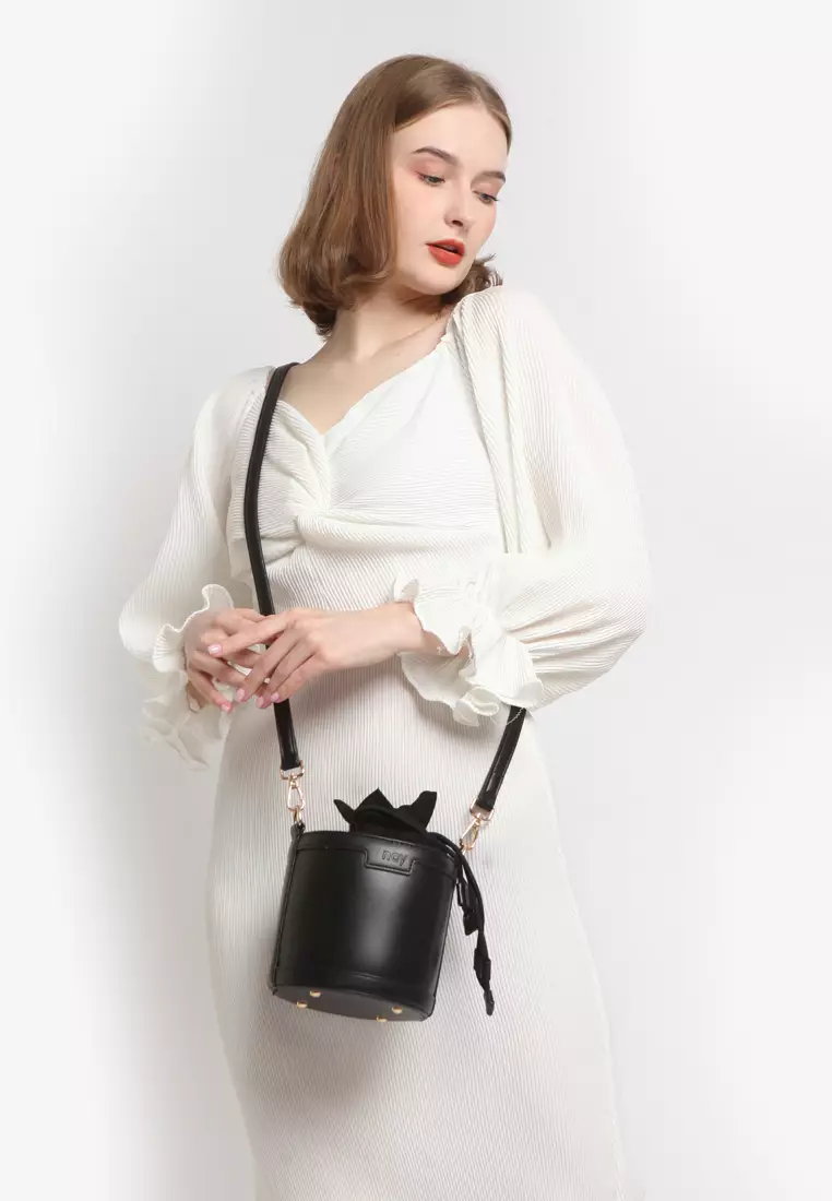 CHICAGO JG2291-1 SLING BAG BLACK