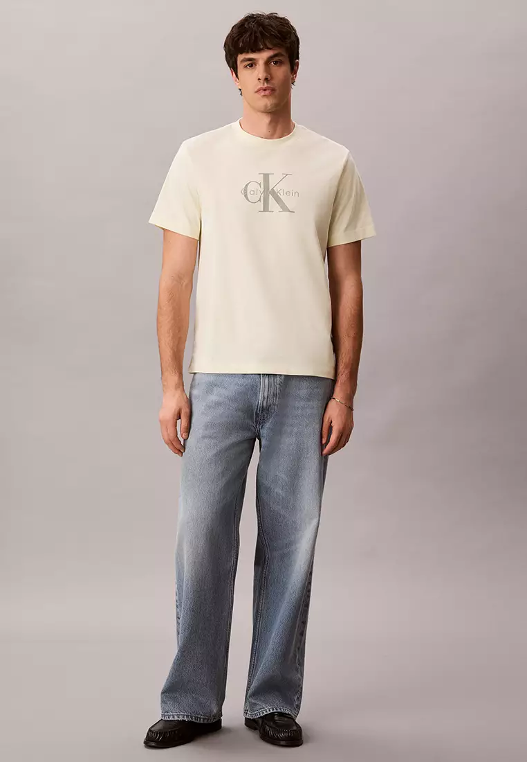Monogram Logo Tee - Calvin Klein Jeans